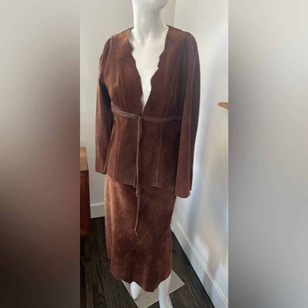 Danier Brown Suede Women's Suit - Picture 1 of 11